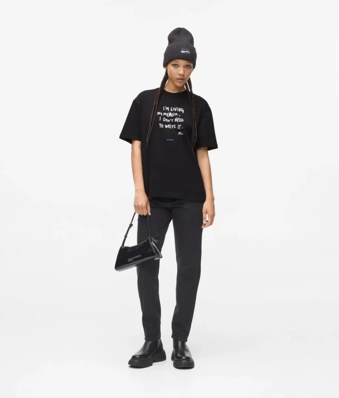 T-shirt con citazione di Karl T-shirt con citazione di Karl