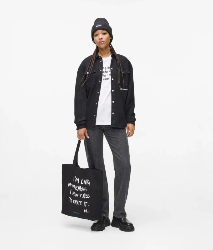 T-shirt con citazione di Karl T-shirt con citazione di Karl
