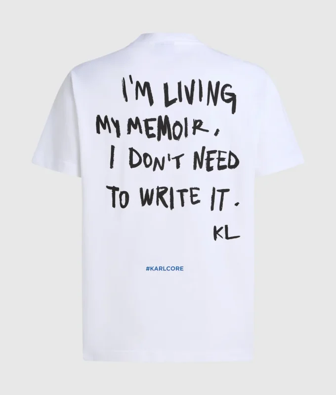 T-shirt con citazione di Karl