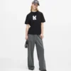 T-shirt con grafica K T-shirt con grafica K