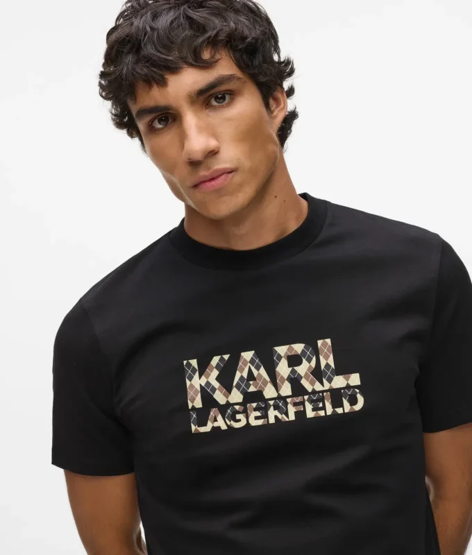 T-shirt con logo T-shirt con logo