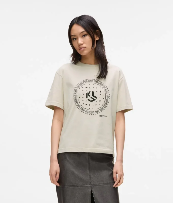T-shirt con logo bandana T-shirt con logo bandana