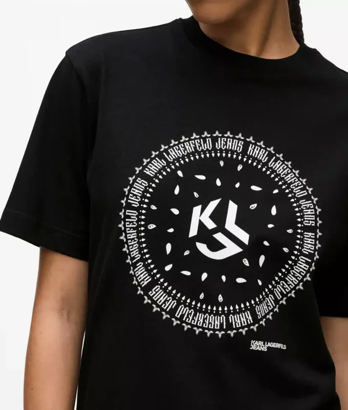 T-shirt con logo bandana T-shirt con logo bandana
