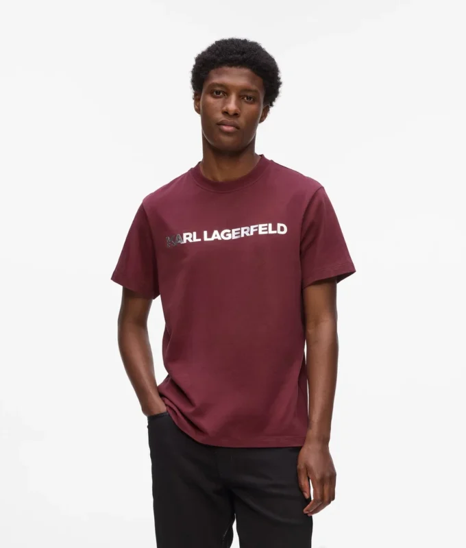 T-shirt con logo metallico T-shirt con logo metallico