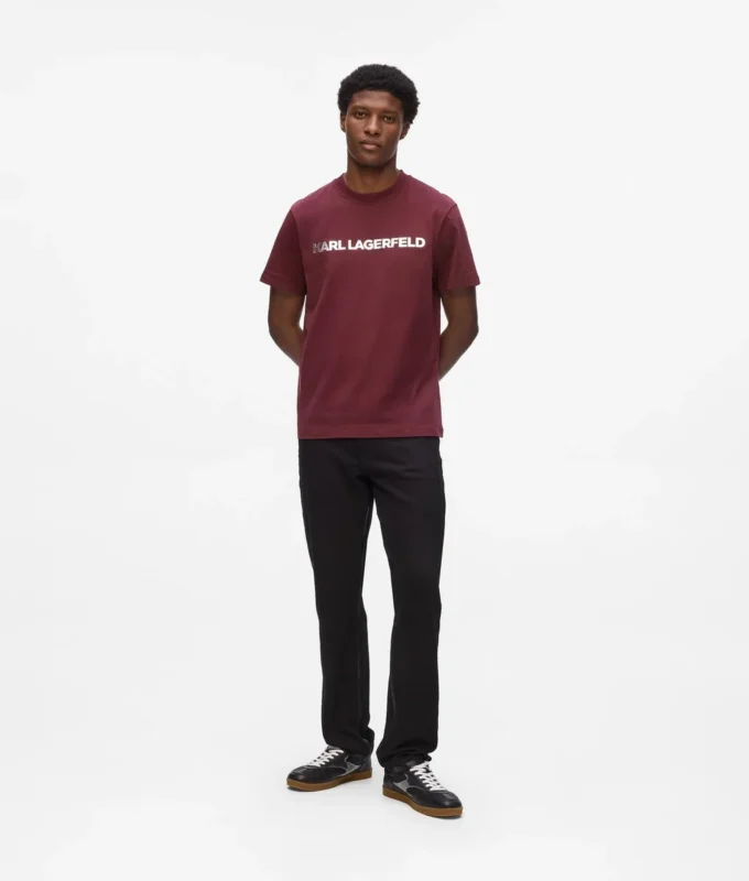 T-shirt con logo metallico T-shirt con logo metallico