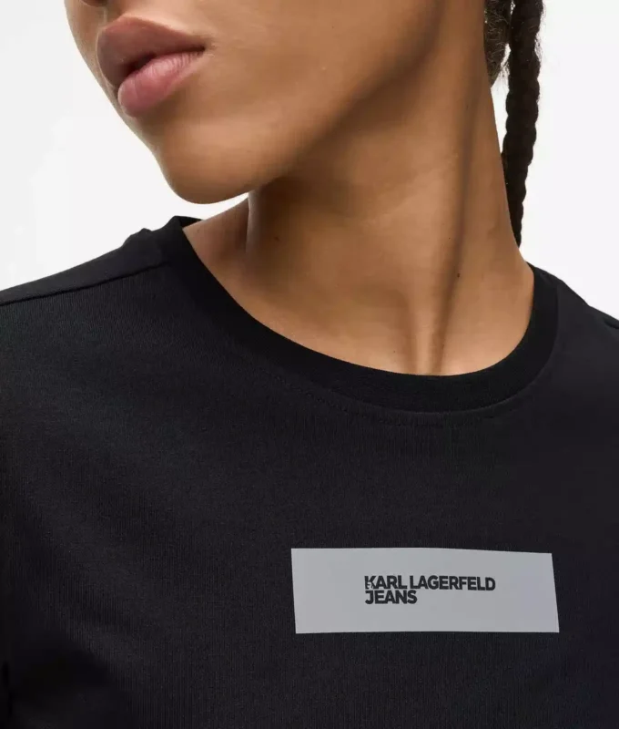 T-shirt con logo riflettente T-shirt con logo riflettente
