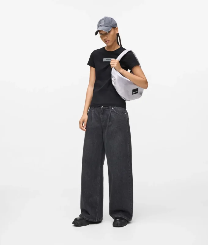 T-shirt con logo riflettente T-shirt con logo riflettente
