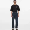 T-shirt con monogramma grafico