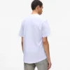 T-shirt con monogramma in rilievo T-shirt con monogramma in rilievo