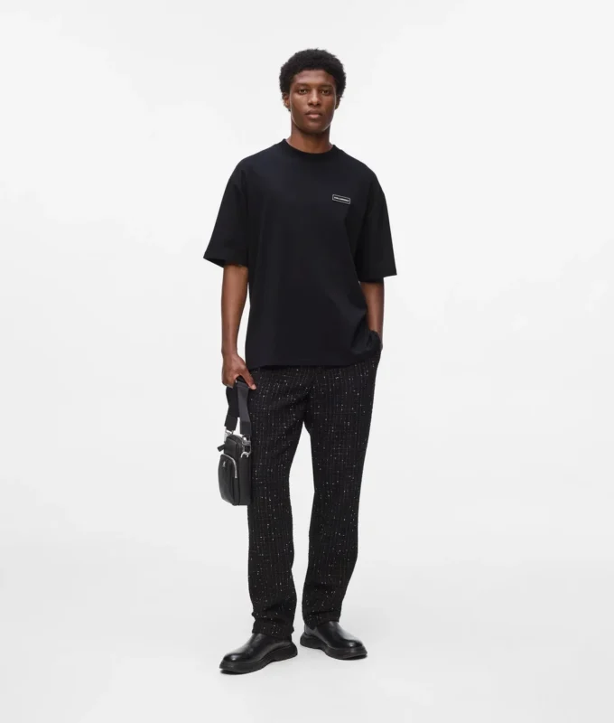 T-shirt con patch logo T-shirt con patch logo