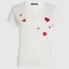 T-shirt con scollo a V e cuori T-shirt con scollo a V e cuori