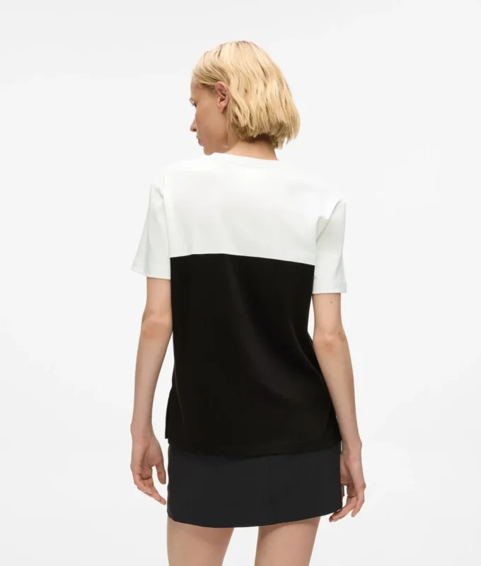 T-shirt monocromatica iconica