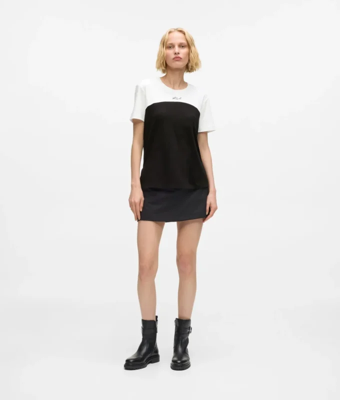 T-shirt monocromatica iconica