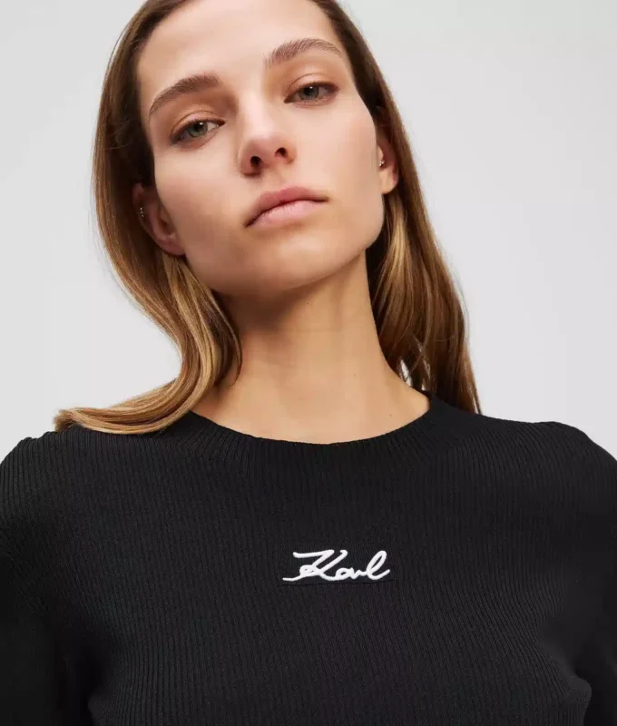 TOP CON COLLO ALTO TOP CON COLLO ALTO