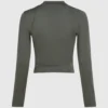Top con cut-out utility Top con cut-out utility