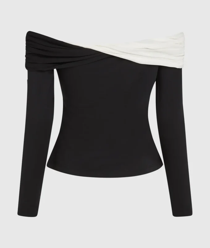 Top con spalle scoperte Top con spalle scoperte