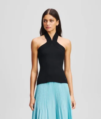 TOP IN MAGLIA CON SCOLLO ALL’ALLACCIATURA
