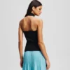 TOP IN MAGLIA CON SCOLLO ALL’ALLACCIATURA TOP IN MAGLIA CON SCOLLO ALL’ALLACCIATURA