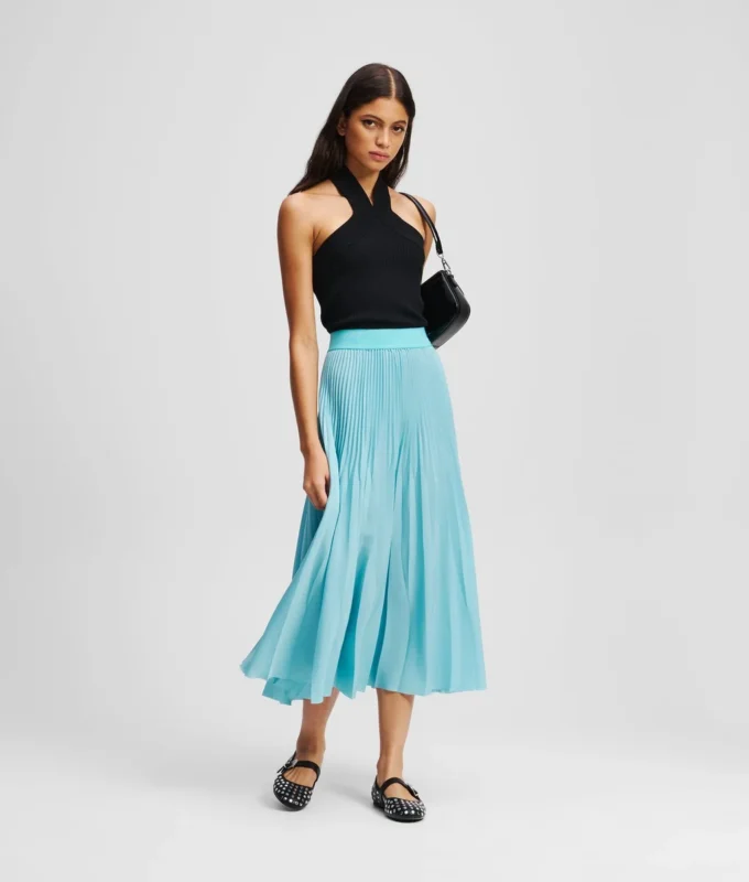 TOP IN MAGLIA CON SCOLLO ALL’ALLACCIATURA TOP IN MAGLIA CON SCOLLO ALL’ALLACCIATURA
