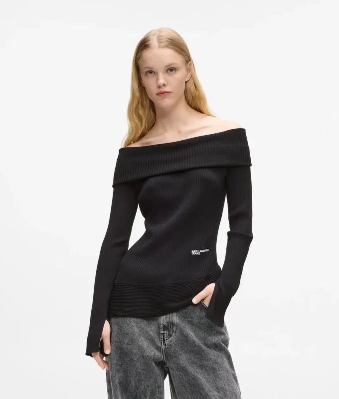 Top in maglia con spalle scoperte