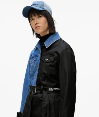 Trench con pannelli in denim